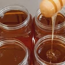فروش عسل های طبیعی و تغذیه
